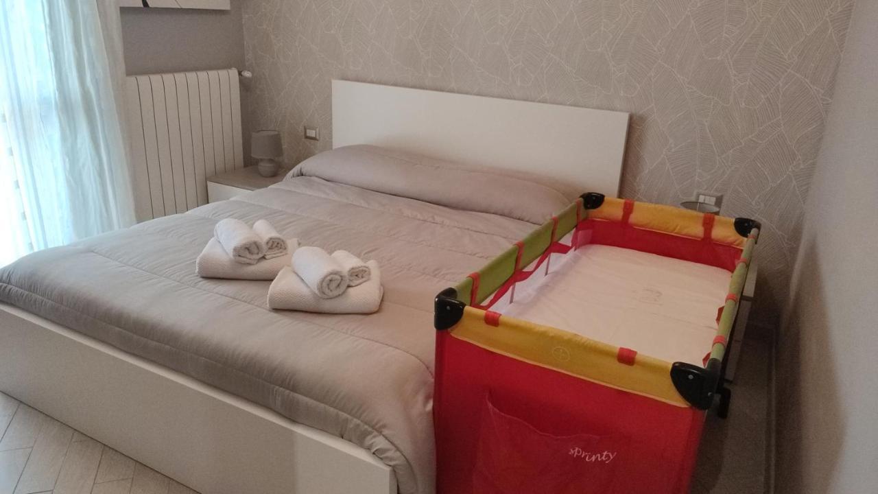 Casa Twins Apartment Bari Luaran gambar